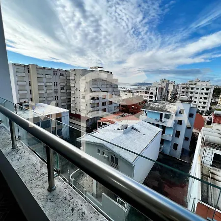 Auslander 731 * Durres