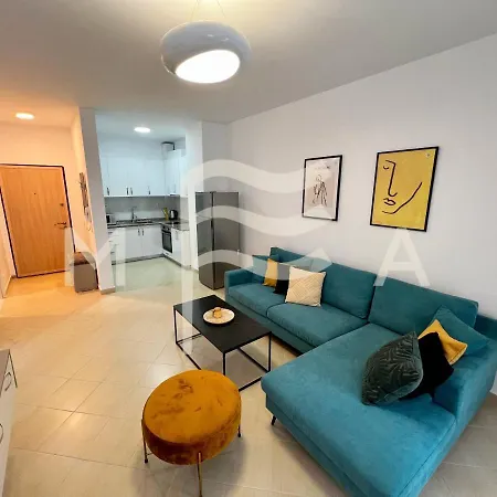 Auslander 731 Apartment